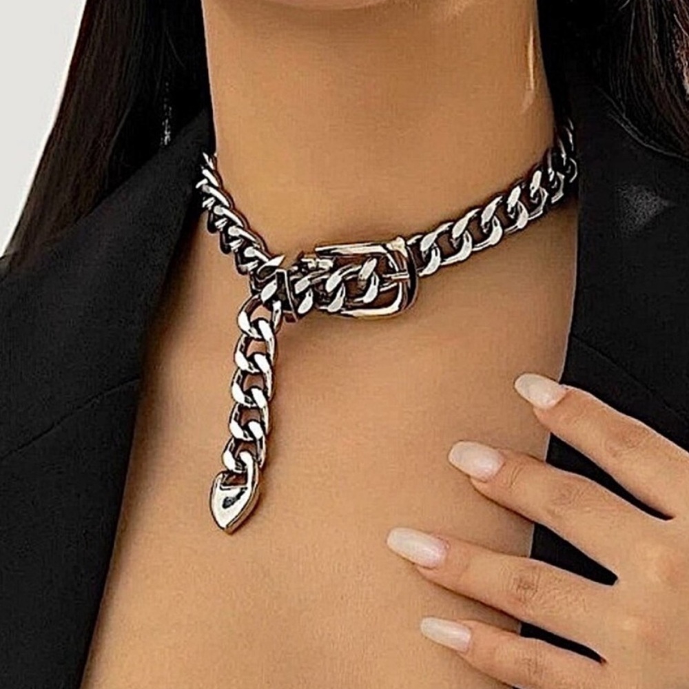 SILVER Belt Buckle Design Exaggerated Choker Necklace NEW